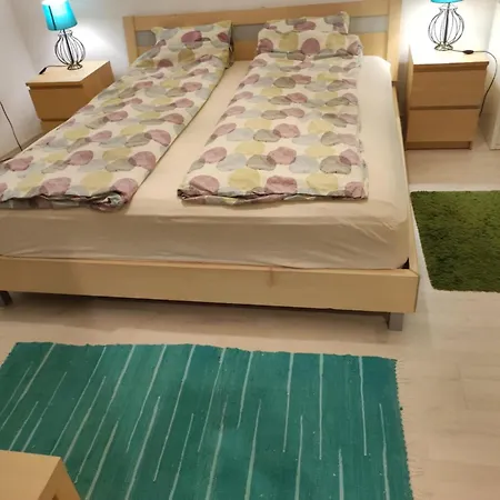 Csengery Flat بودابست